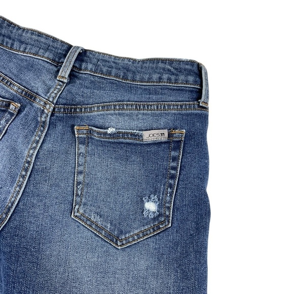 Joe’s Jeans Distressed Denim Jean Shorts  Size 27  Mid-rise - Picture 6 of 9